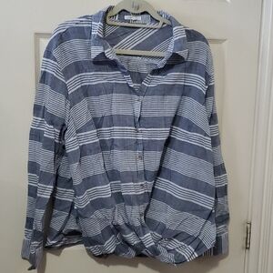 Maurice's top size 2